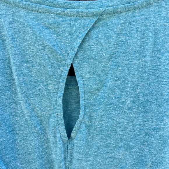 Old Navy active cutout San Francisco tee - Picture 5 of 6